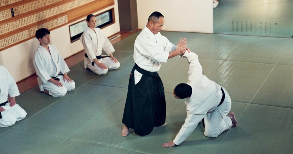 Aikido Łódź, polska szkoła sztuki walki, która kładzie nacisk na harmonię i dynamikę ruchu, zyskuje na popularności