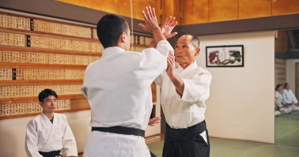 Aikido w Łodzi, określane jako "droga harmonii", to więcej niż tylko sztuka walki - jest to styl życia promujący pokój i duchowy rozwój